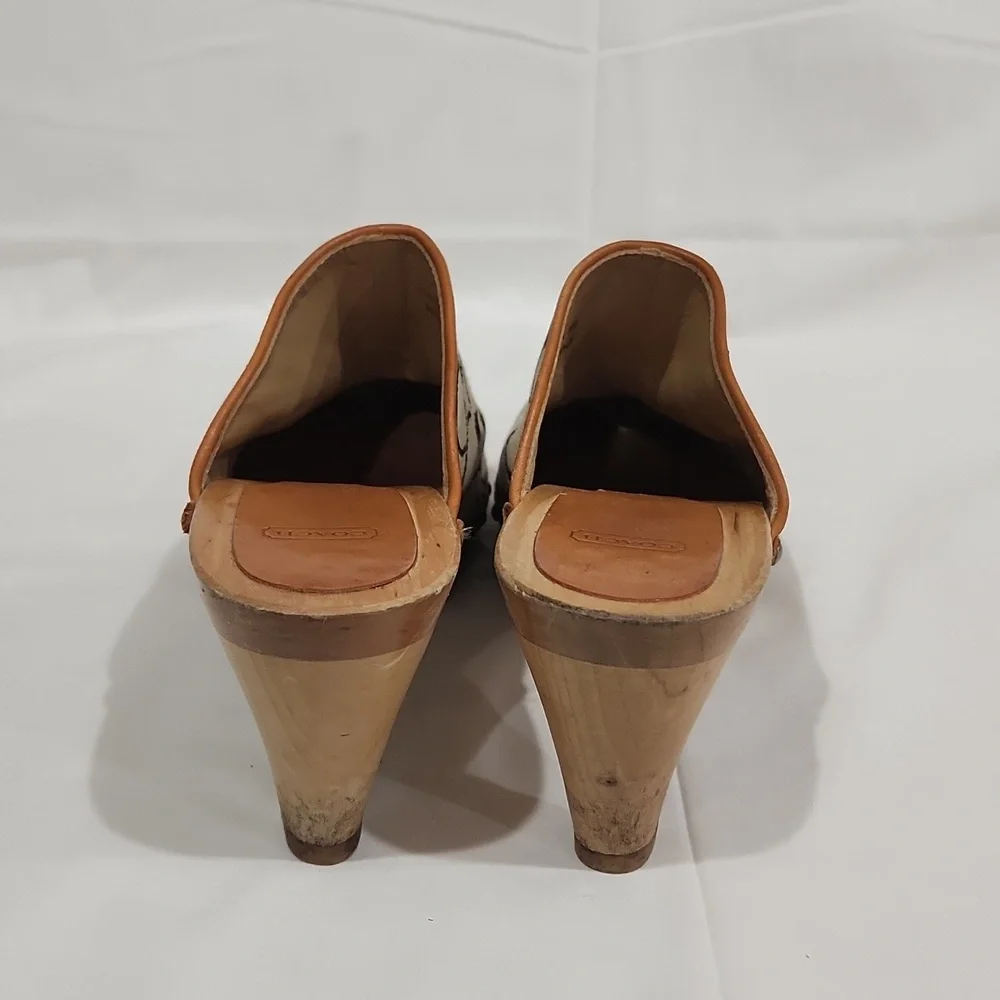 VINTAGE COACH FELICITY SIGNATURE WOODEN HEEL CLOGS Size 9